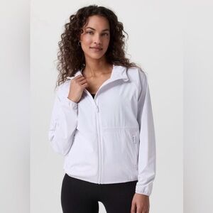 NWT Vuori Women's Renew Trainer Shell White SOLD OUT Size Large VW5007